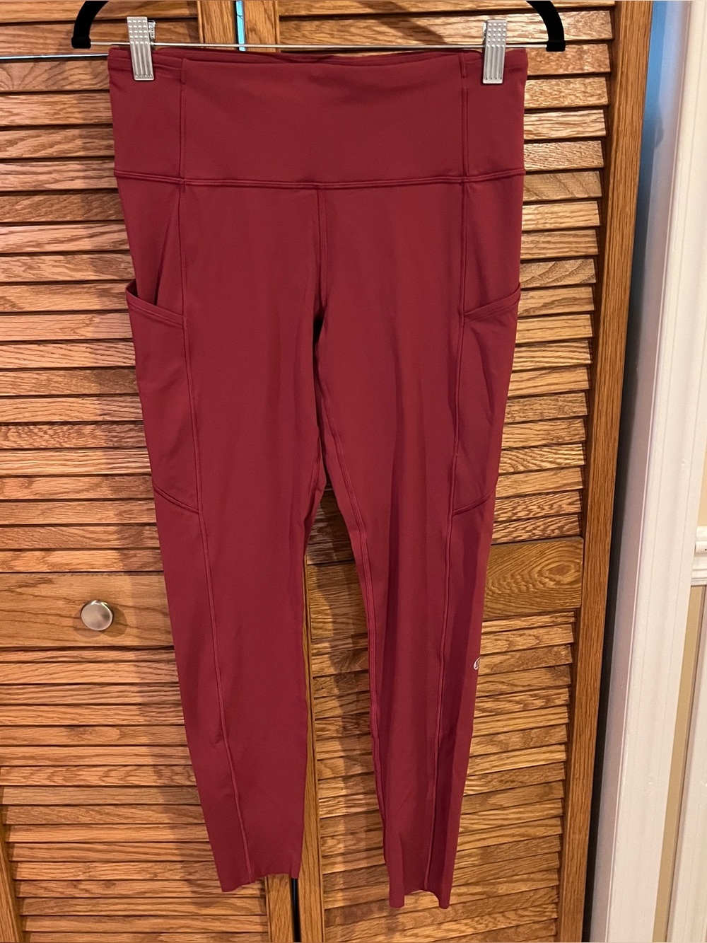 Fast and Free High Rise 28 brushed size 8
